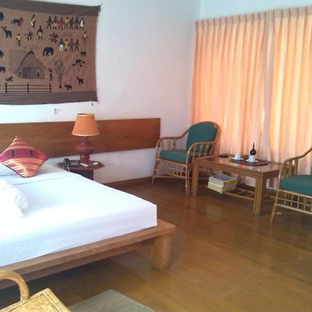 Lawkanat Hotel Баган Екстериор снимка