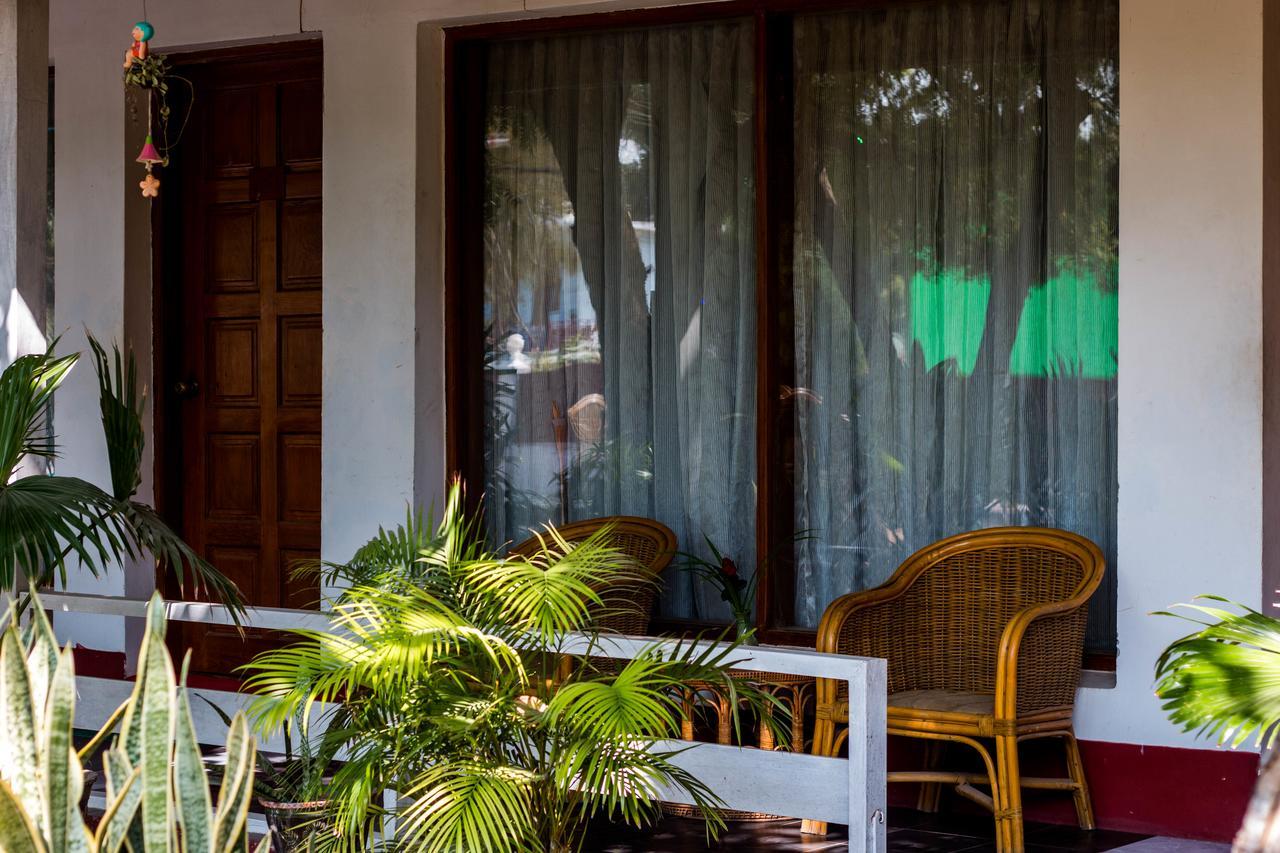 Lawkanat Hotel Баган Екстериор снимка